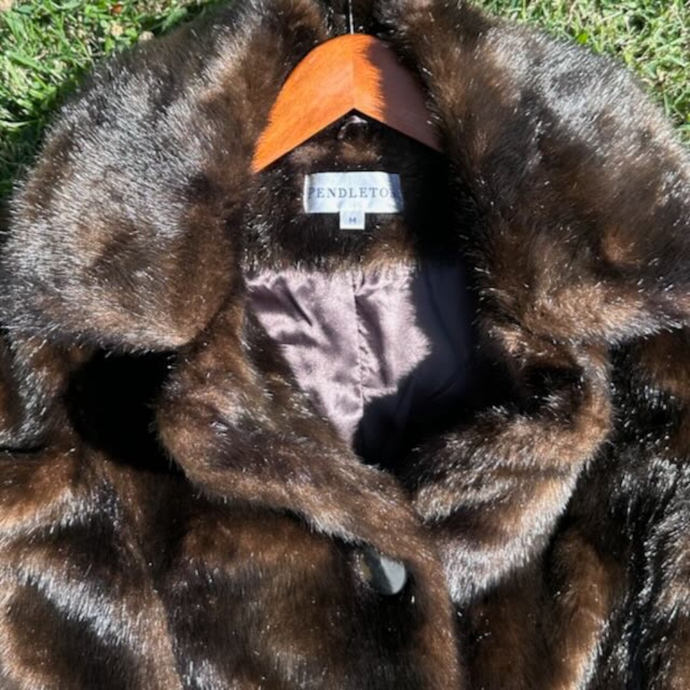 Pendleton Faux Fur Jacket - Picture 8 of 8